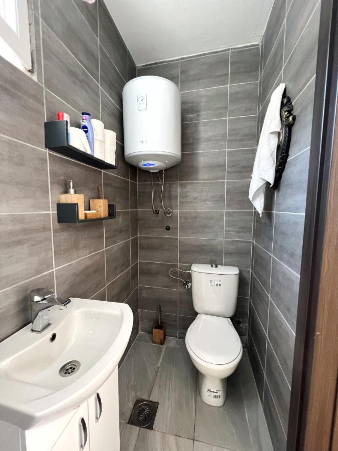 Jg Studio Apartment Vranjina Екстер'єр фото